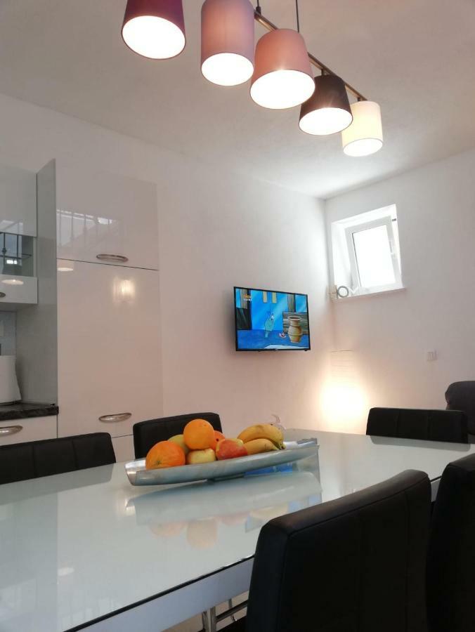 Apartment Porat Trogir Exteriör bild