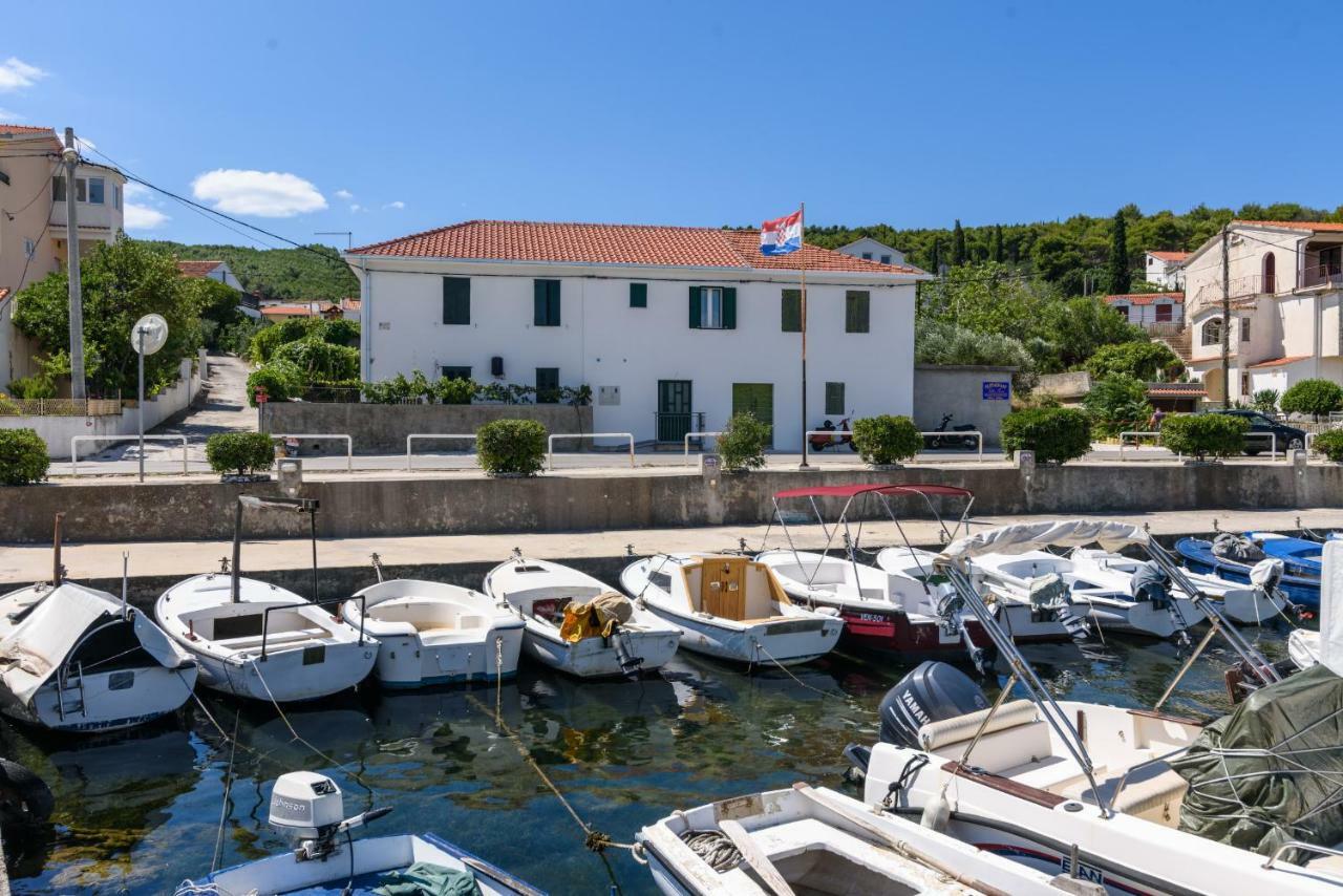Apartment Porat Trogir Exteriör bild